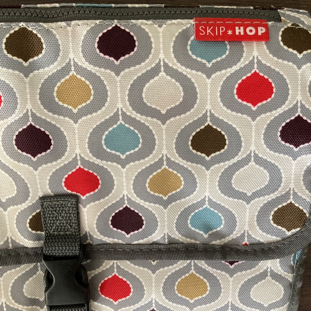 Skip Hop Portable Baby Changing Pad, Multi-color - Picture 8 of 8